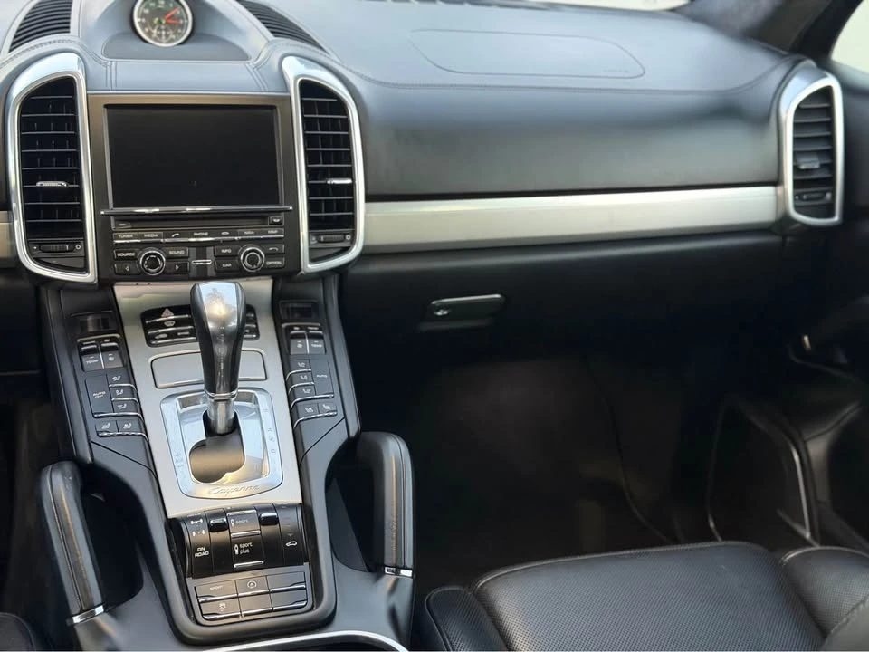 2015 Porsche 958 Cayenne Turbo - Image 18 of 20