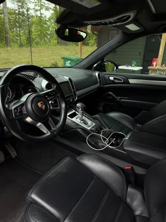 2015 Porsche 958 Cayenne Turbo - Image 11 of 13