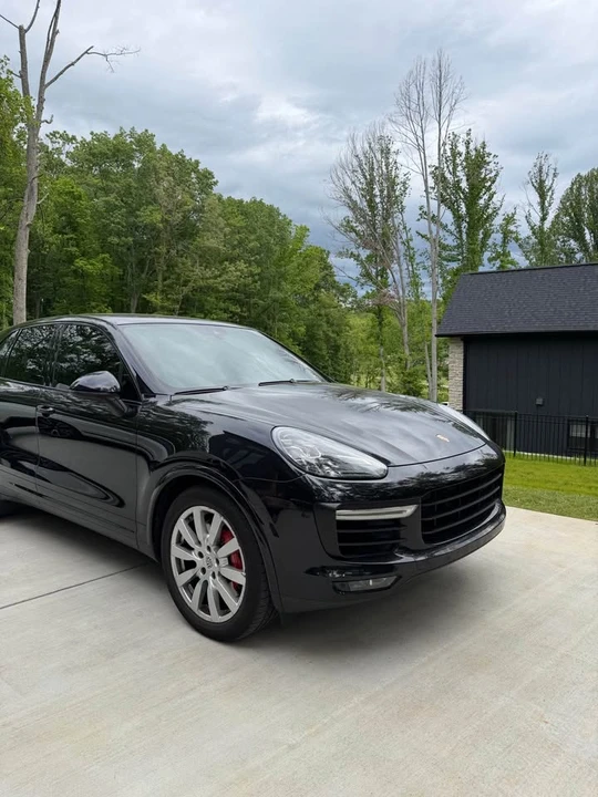 2015 Porsche 958 Cayenne Turbo - Image 2 of 13