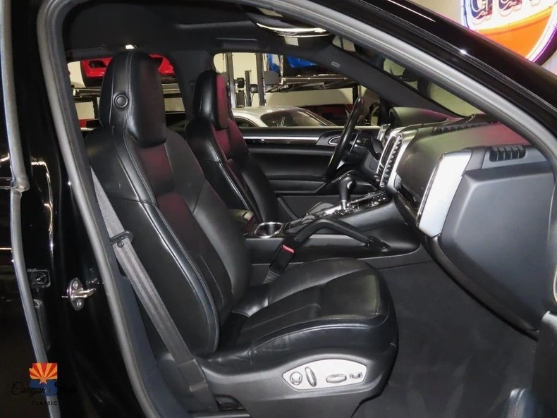 2015 Porsche 958 Cayenne Diesel - Image 6 of 10