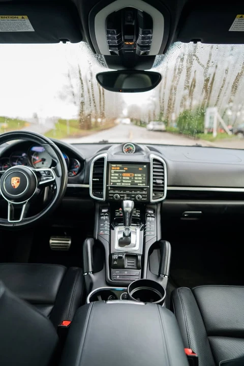 2015 Porsche 958 Cayenne S - Image 7 of 14