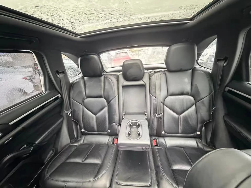 2015 Porsche 958 Cayenne S - Image 20 of 20