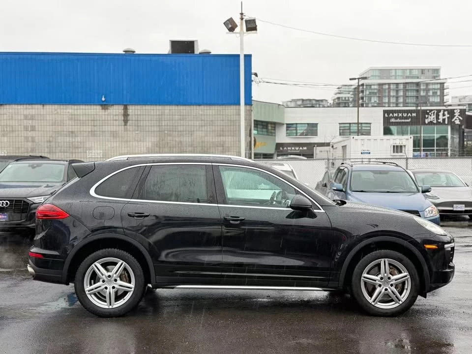 2015 Porsche 958 Cayenne S - Image 15 of 17