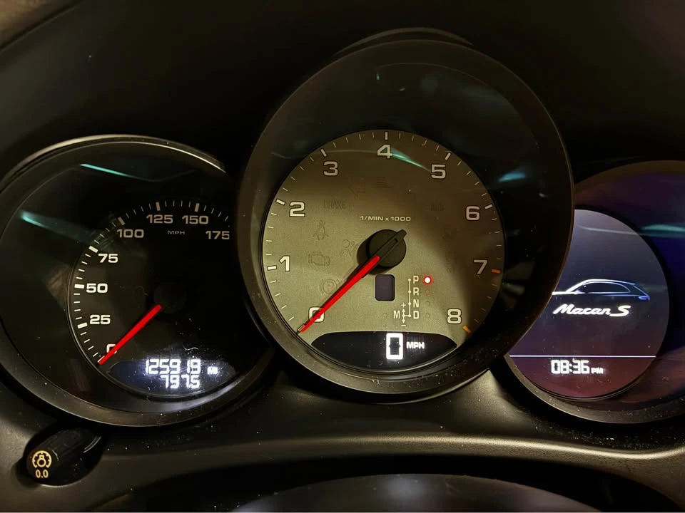 2015 Porsche 958 Cayenne S - Image 2 of 12