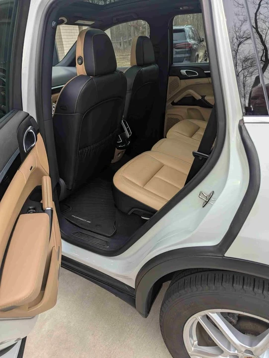 2015 Porsche 958 Cayenne Diesel - Image 10 of 11
