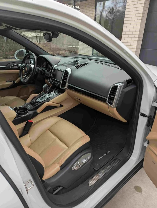 2015 Porsche 958 Cayenne Diesel - Image 11 of 11