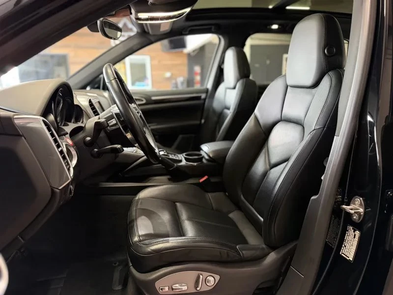 2015 Porsche 958 Cayenne Diesel - Image 9 of 17