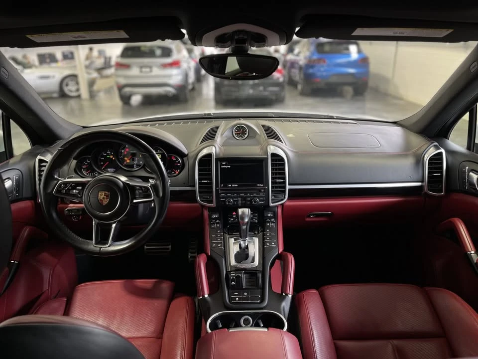 2015 Porsche 958 Cayenne S - Image 5 of 8
