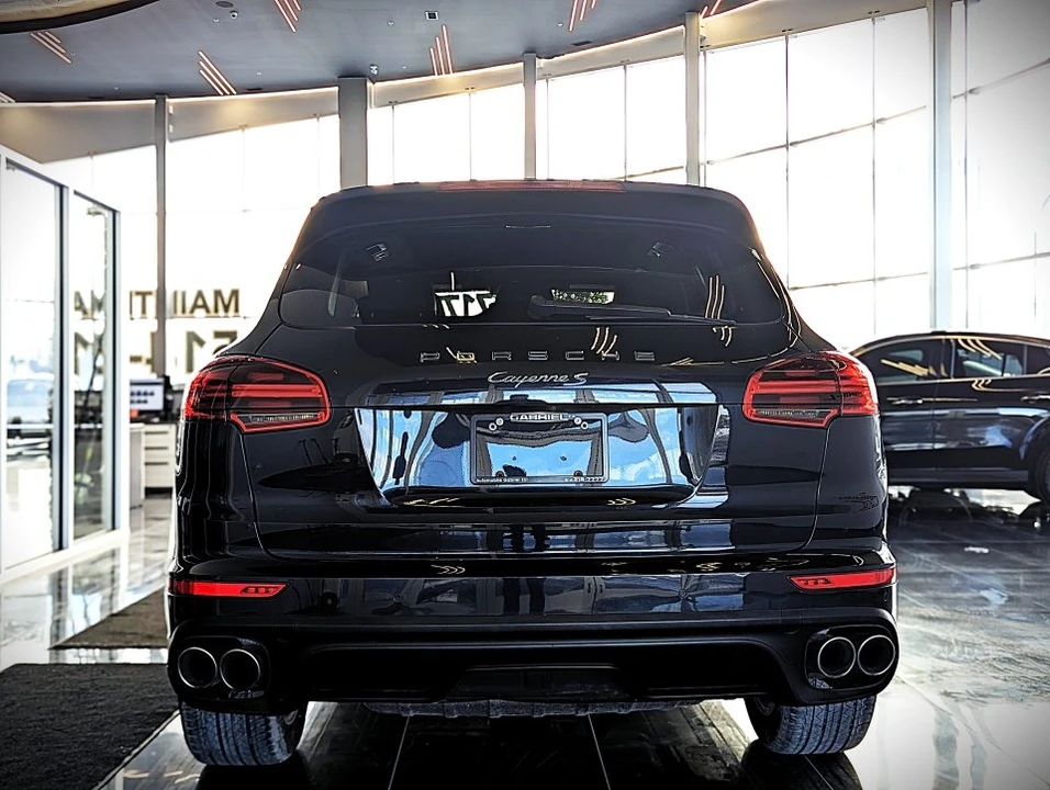 2015 Porsche 958 Cayenne S - Image 5 of 15