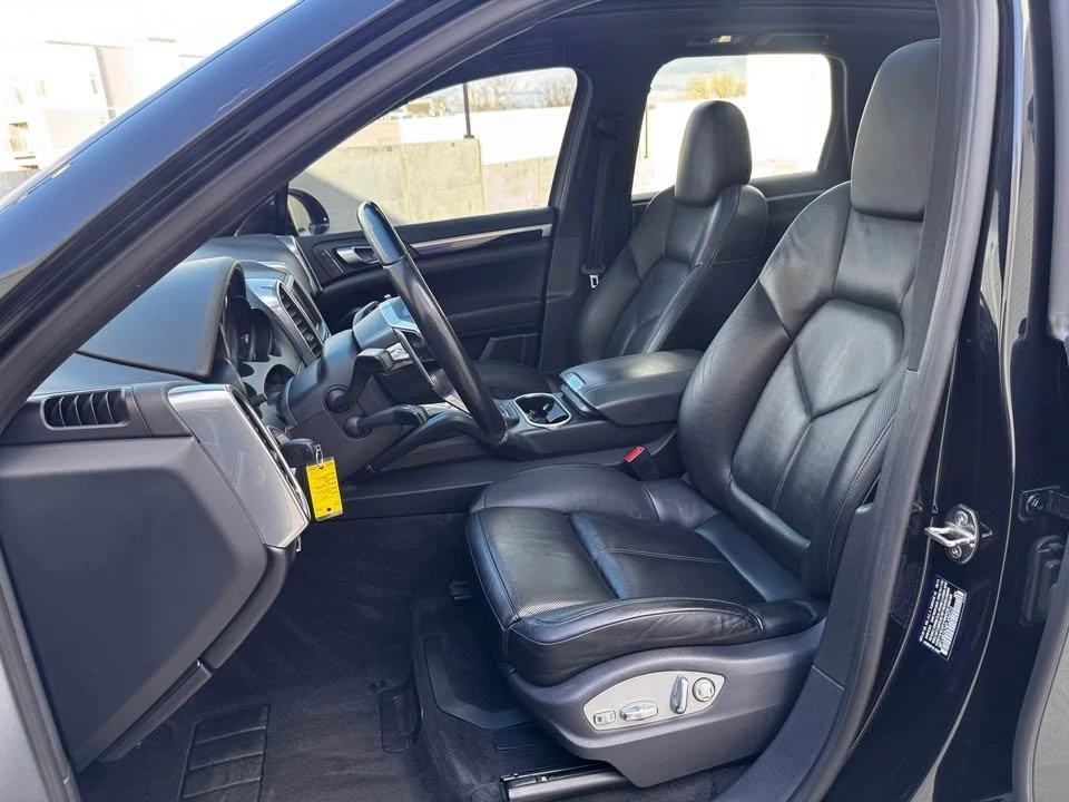 2015 Porsche 958 Cayenne S - Image 4 of 11