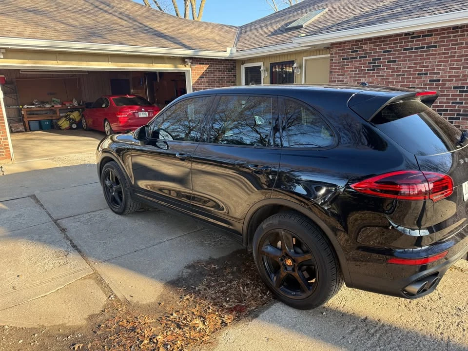 2015 Porsche 958 Cayenne S - Image 10 of 11