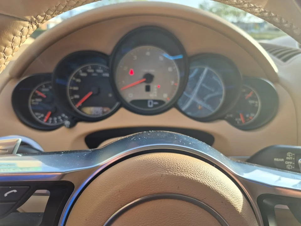 2015 Porsche 958 Cayenne S - Image 12 of 15