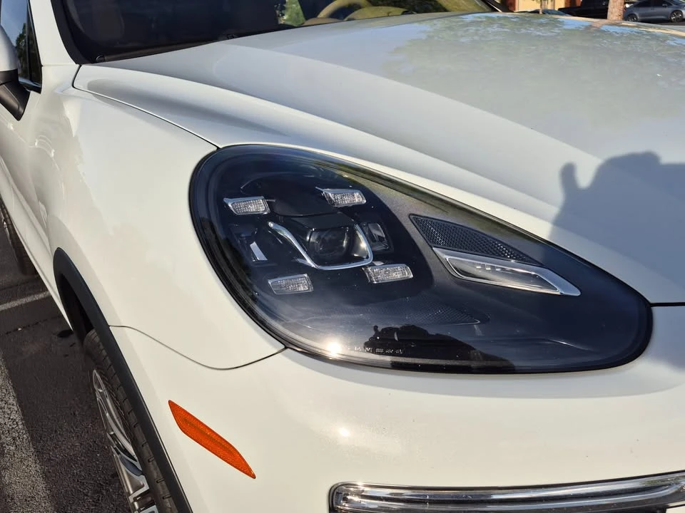 2015 Porsche 958 Cayenne S - Image 6 of 15