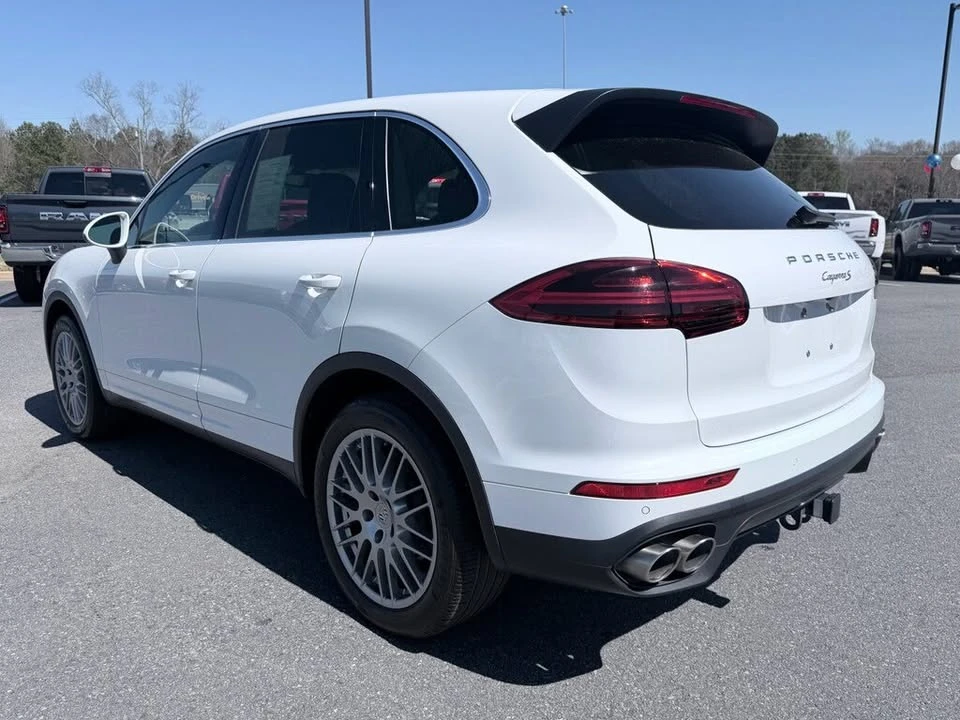 2015 Porsche 958 Cayenne S - Image 3 of 11