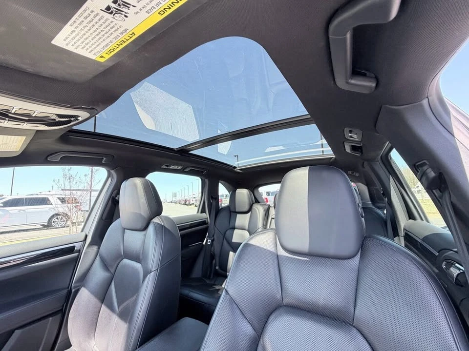 2015 Porsche 958 Cayenne S - Image 6 of 11