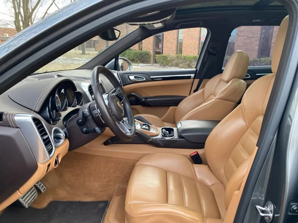 2015 Porsche 958 Cayenne S - Image 7 of 13