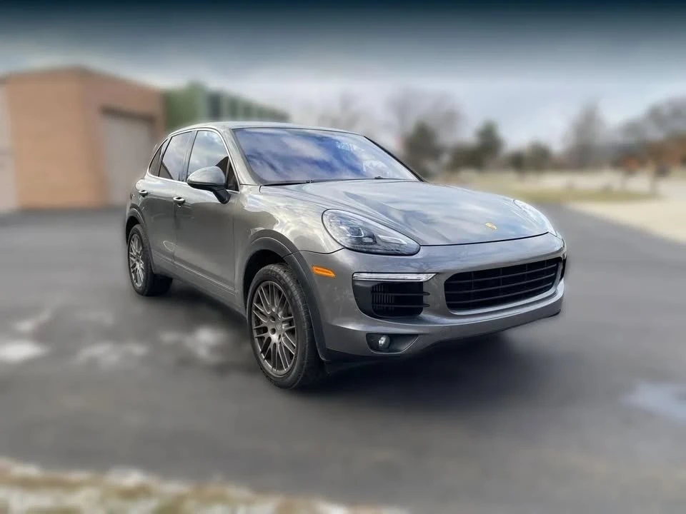 2015 Porsche 958 Cayenne S - Image 5 of 13