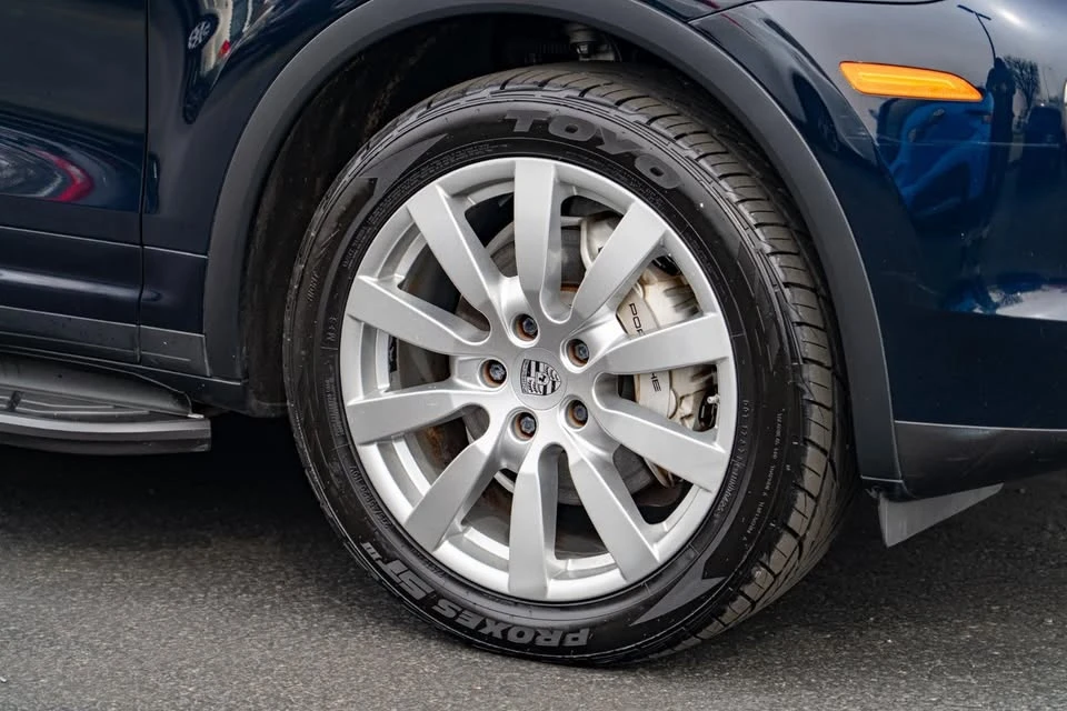 2015 Porsche 958 Cayenne S - Image 8 of 17