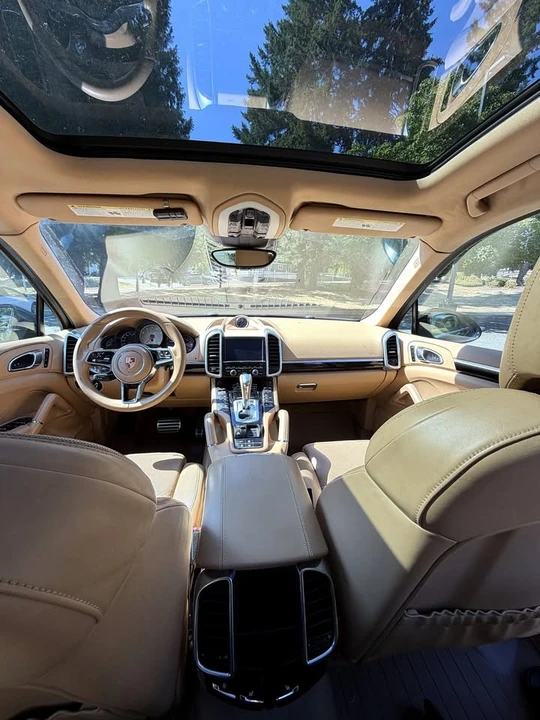 2015 Porsche 958 Cayenne S - Image 16 of 16