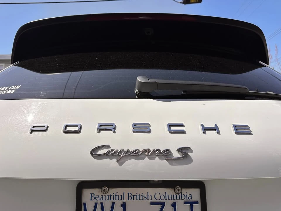 2015 Porsche 958 Cayenne S - Image 3 of 10