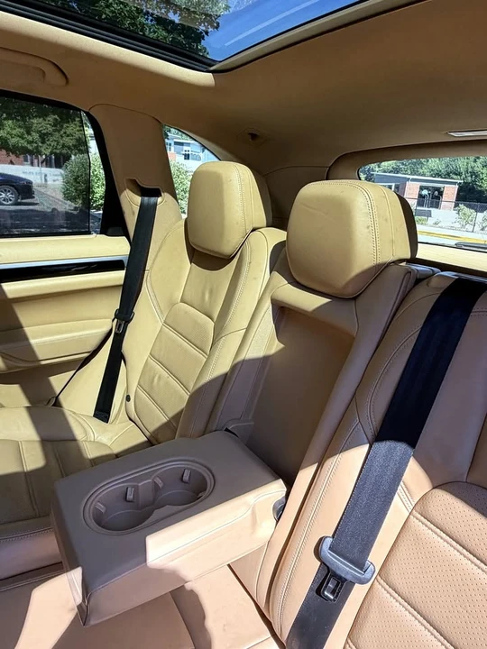 2015 Porsche 958 Cayenne S - Image 12 of 16