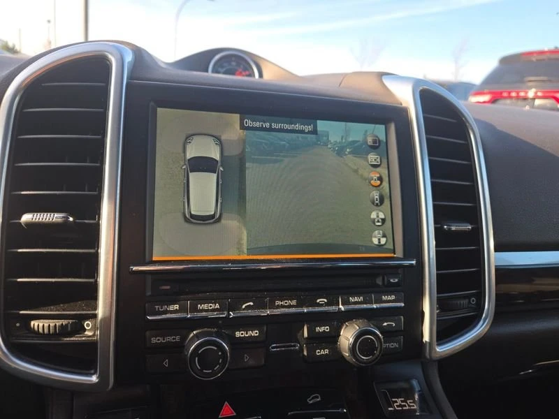 2015 Porsche 958 Cayenne S - Image 10 of 20