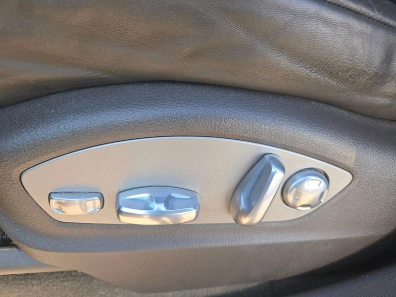 2015 Porsche 958 Cayenne S - Image 7 of 19