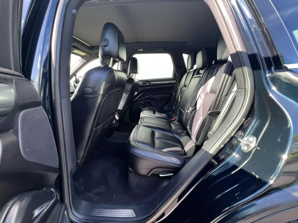 2015 Porsche 958 Cayenne S - Image 12 of 20