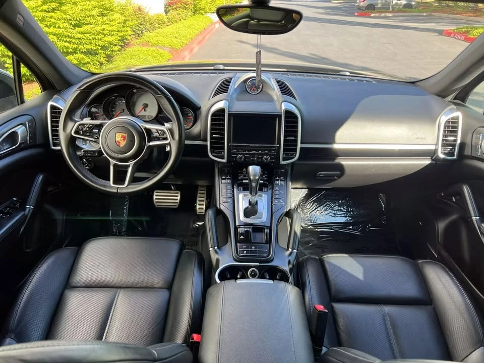 2015 Porsche 958 Cayenne S - Image 17 of 20