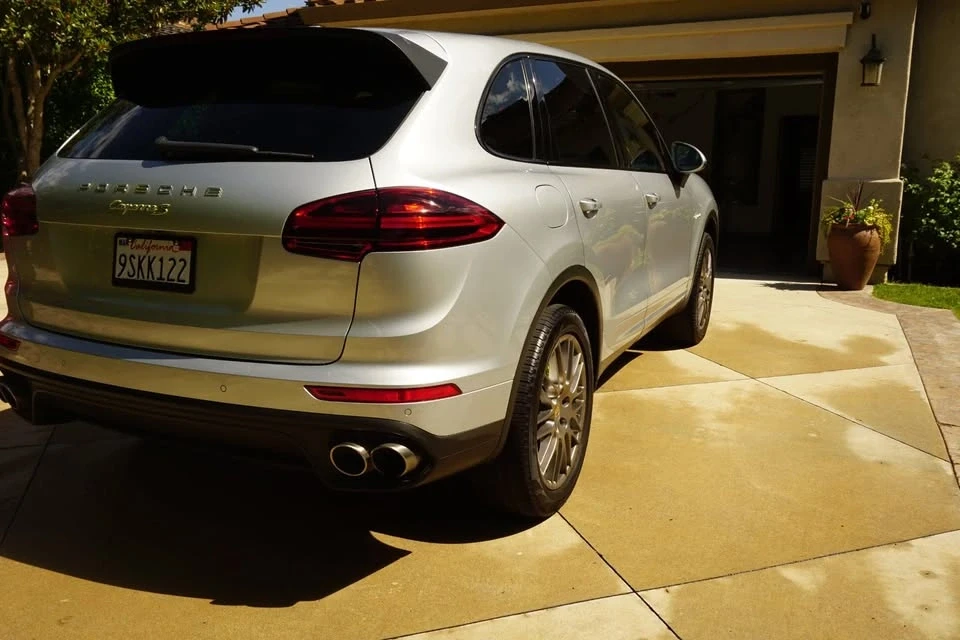 2015 Porsche 958 Cayenne - Image 7 of 16