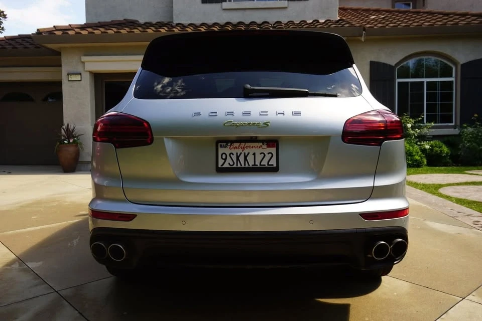 2015 Porsche 958 Cayenne - Image 8 of 16