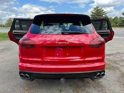 2015 Porsche 958 Cayenne S - Image 2 of 15