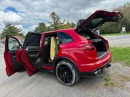 2015 Porsche 958 Cayenne S - Image 6 of 15