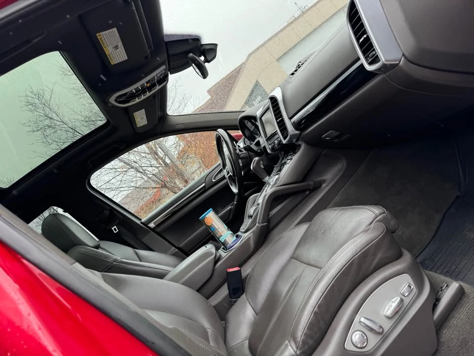 2015 Porsche 958 Cayenne S - Image 11 of 15