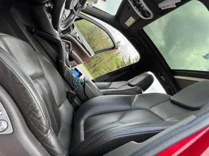 2015 Porsche 958 Cayenne S - Image 9 of 15