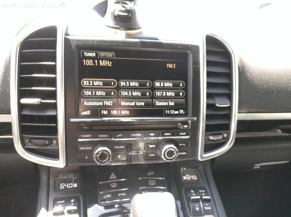 2015 Porsche 958 Cayenne S - Image 10 of 19