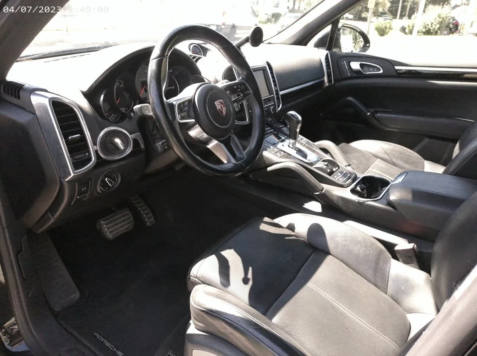 2015 Porsche 958 Cayenne S - Image 6 of 19