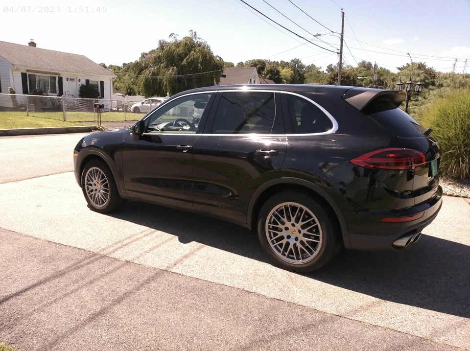 2015 Porsche 958 Cayenne S - Image 5 of 19