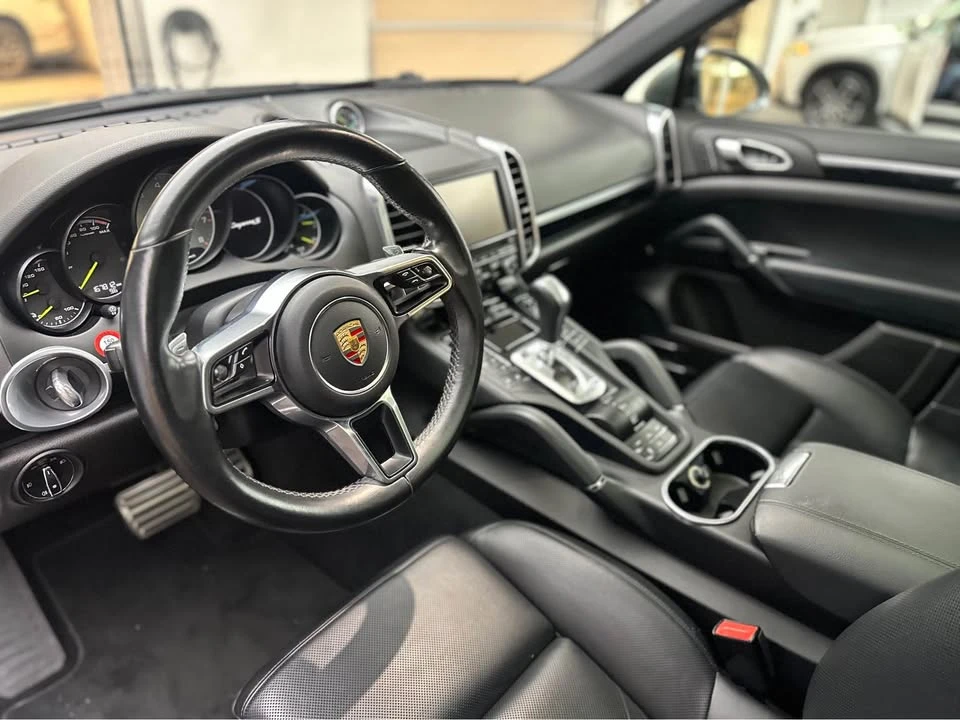 2015 Porsche 958 Cayenne - Image 3 of 7