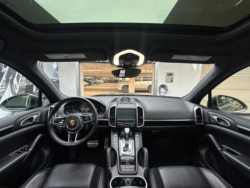 2015 Porsche 958 Cayenne - Image 5 of 8