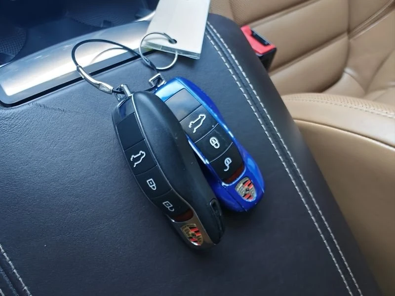 2015 Porsche 958 Cayenne Turbo - Image 15 of 19
