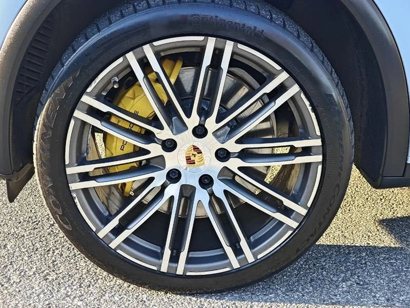 2015 Porsche 958 Cayenne Turbo - Image 10 of 19