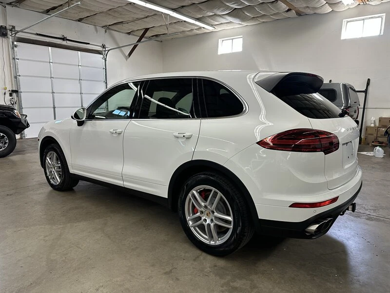 2015 Porsche 958 Cayenne Turbo - Image 5 of 20