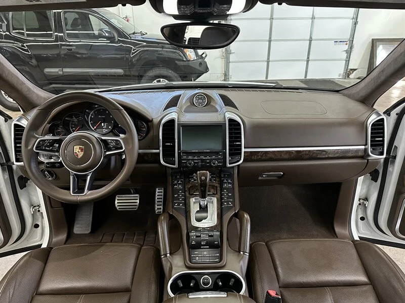 2015 Porsche 958 Cayenne Turbo - Image 16 of 20