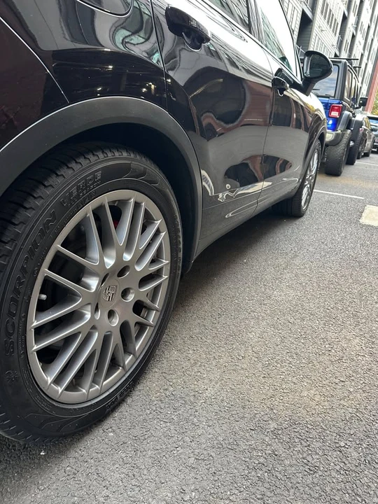2015 Porsche 958 Cayenne Turbo - Image 4 of 9