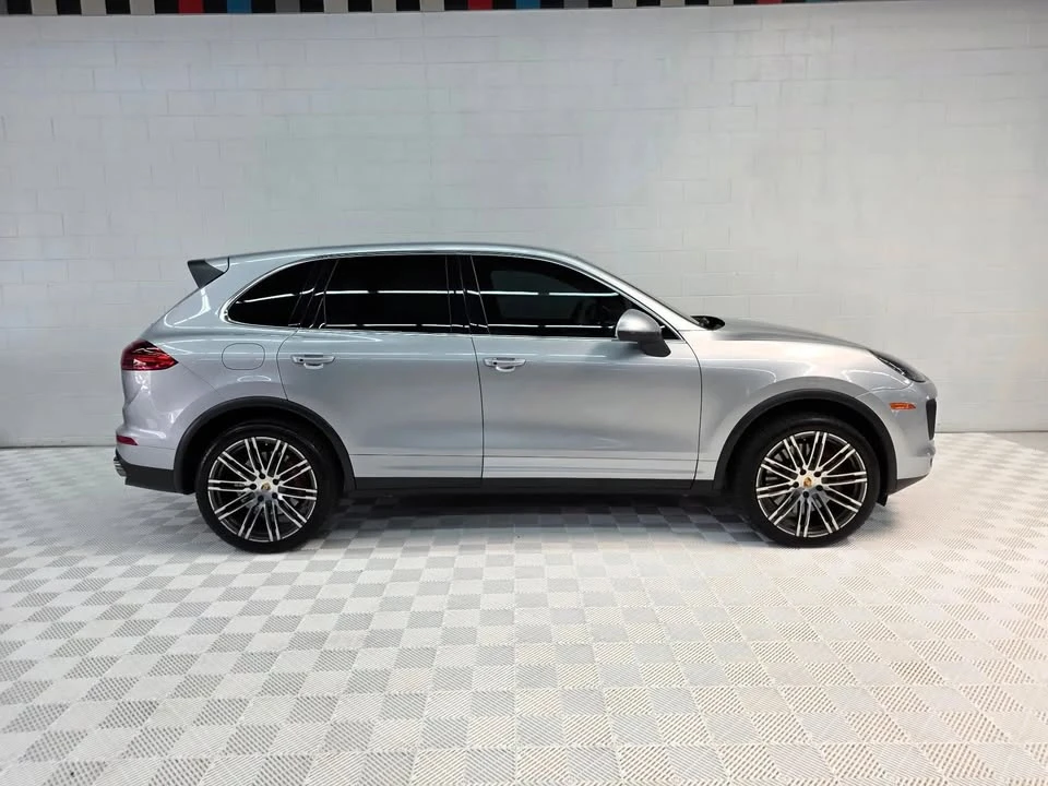 2015 Porsche 958 Cayenne Turbo - Image 4 of 15