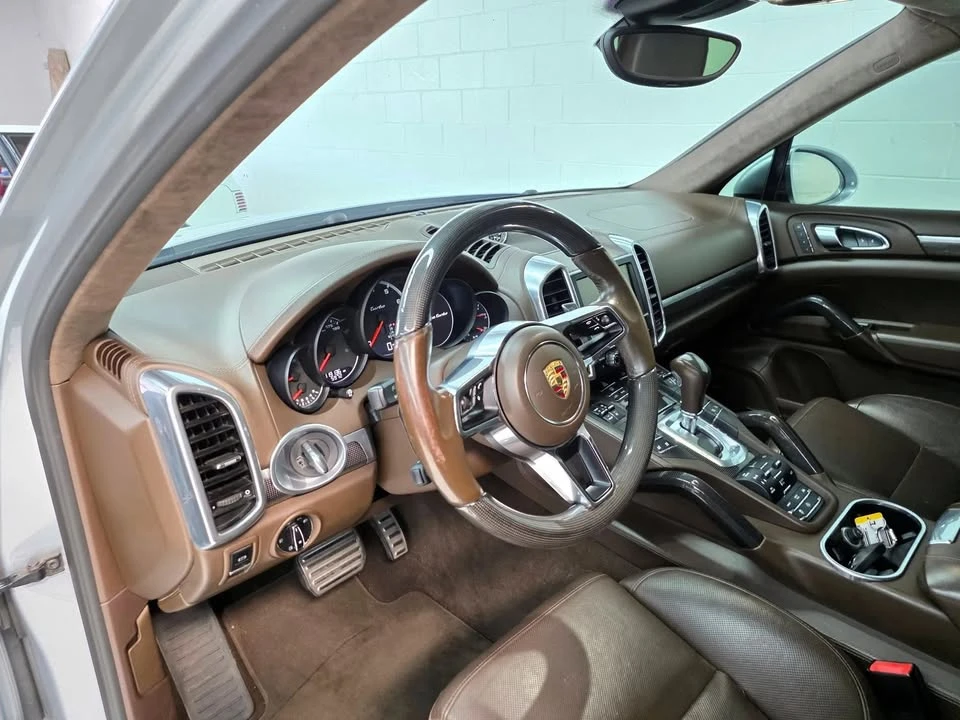 2015 Porsche 958 Cayenne Turbo - Image 8 of 15