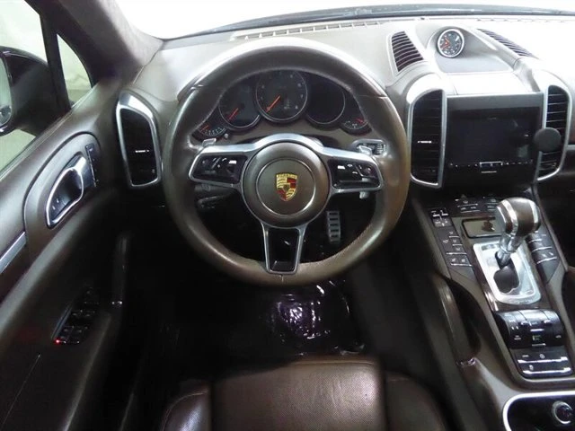2015 Porsche 958 Cayenne Turbo - Image 9 of 20