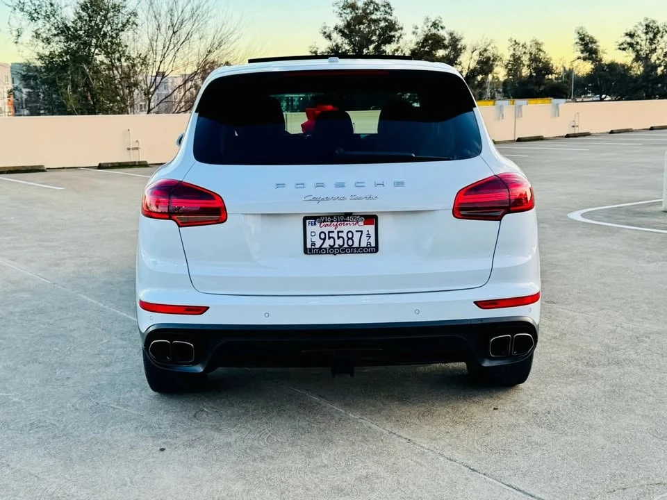 2015 Porsche 958 Cayenne Turbo - Image 5 of 16