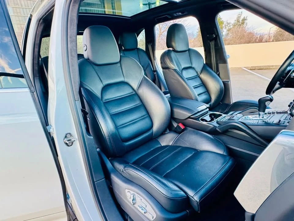 2015 Porsche 958 Cayenne Turbo - Image 13 of 16